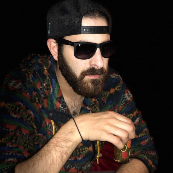 Meet your Posher, Adham - Picture 1 of 1